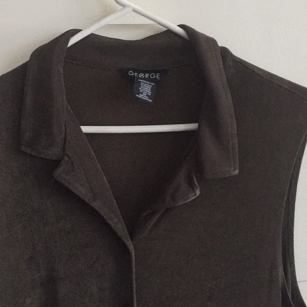 Corduroy sleeveless button down - Picture 3 of 4